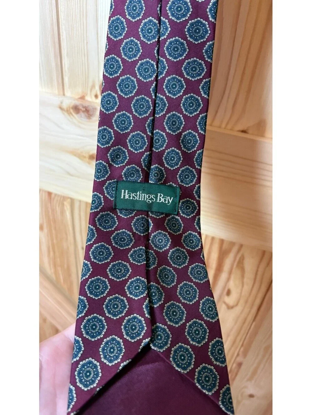 Hastings Bay Burgundy Silk Men's Tie with Circular Pattern